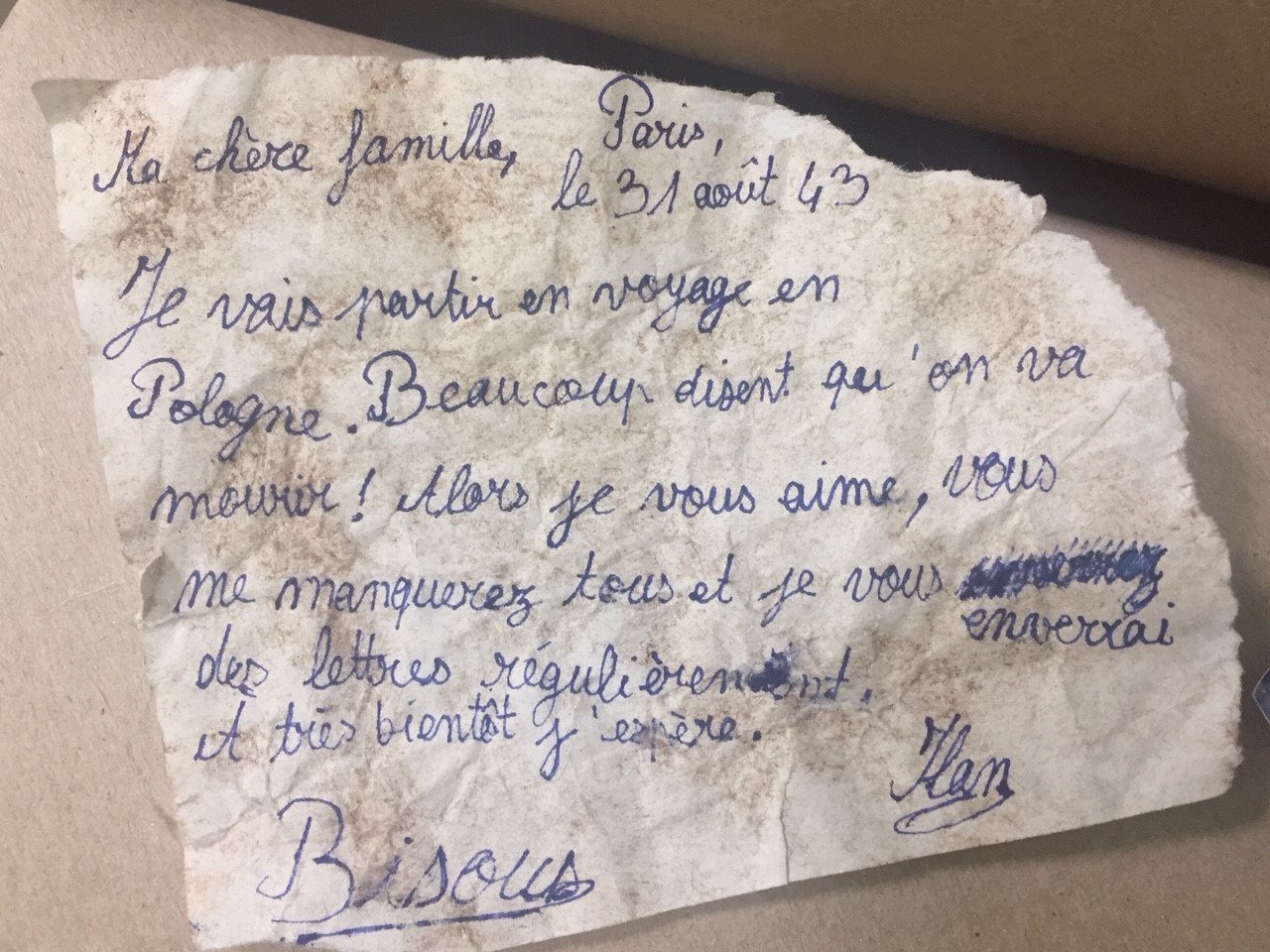 Pluie de lettres : devoir de mémoire